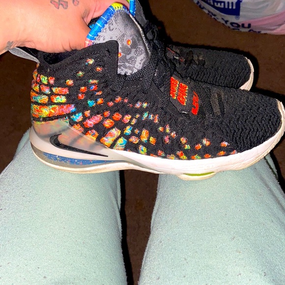 James gang lebron shoes - Picture 1 of 2